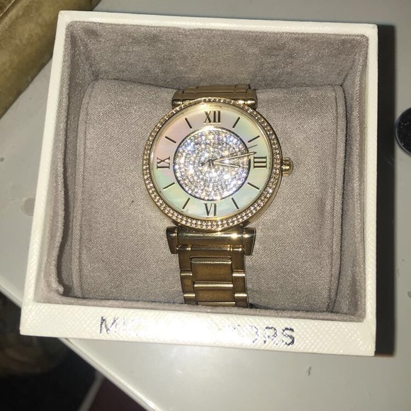 Michael Kors Gold Watch - Picture 2 of 5